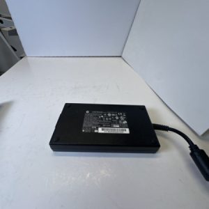 hp-laturi-677764-003-200w